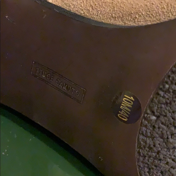 Vince Camuto camel colour ankle leather bootie - Picture 11 of 13